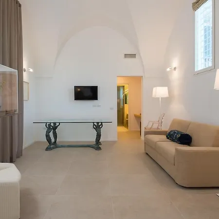 Guest house Le Bifore Charming House 3*