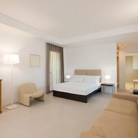Guest house Le Bifore Charming House 3*