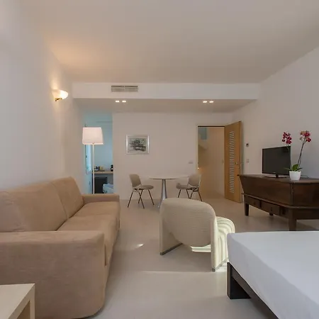 Le Bifore Charming House